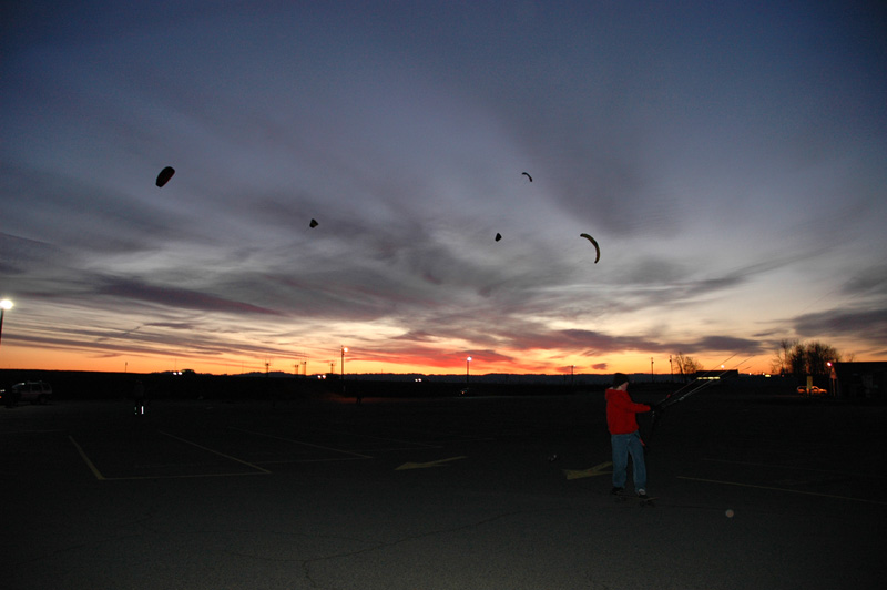 It's like a Sauvie's Kite Night!