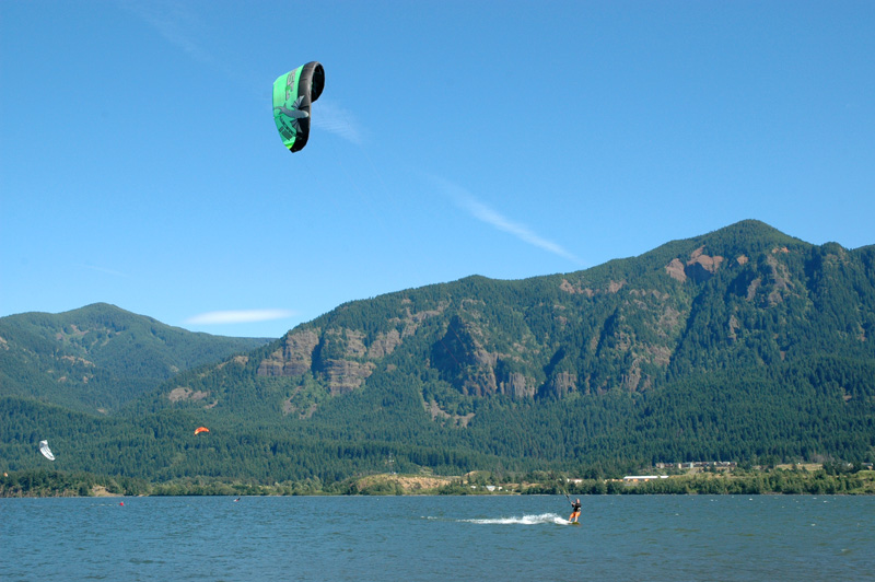 Woohoo!  Brett's back on the water!