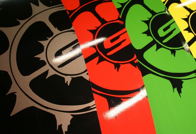 One love line up 4 2010...