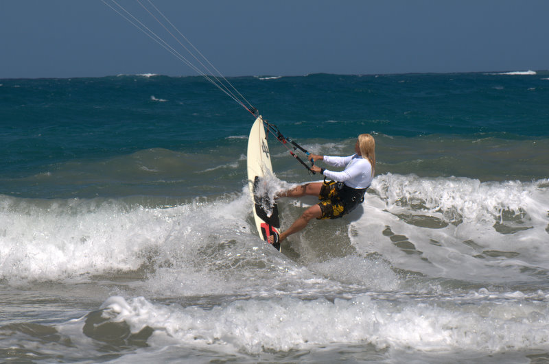 Carol heads out through the shorebreak at the start of the race.