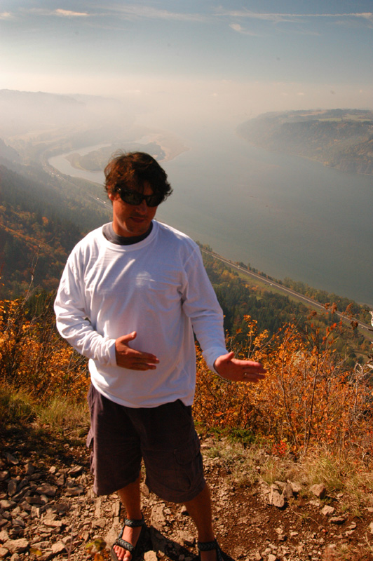 RR in background. Clouds & fog till mid afternoon.