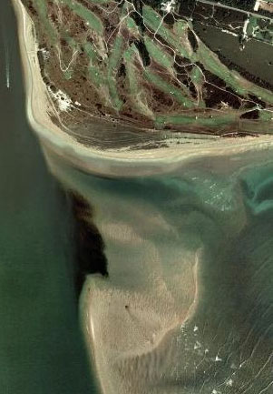 This is the best picture I could find, it's aligned to north.