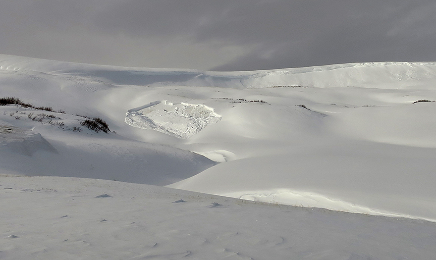 Another example of a remotely released pocket with a potential terrain trap below.