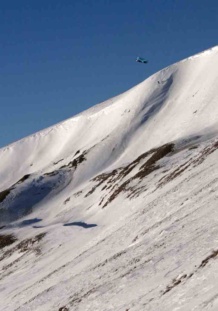 Wayne dropping into the bowl.