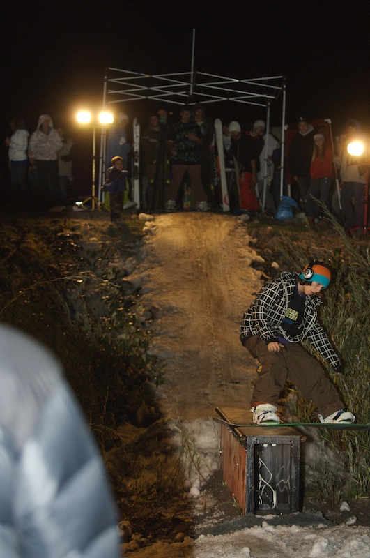 All the hard work pays off as 30+ riders session the rail for 4 hours straight!