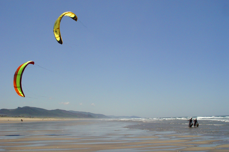 FLAT kites, wha wha!  Too bad I don't have any...