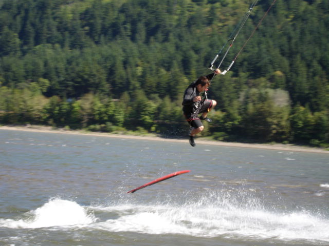 Saleeba getting yarded... Wind at BV was way punchy.