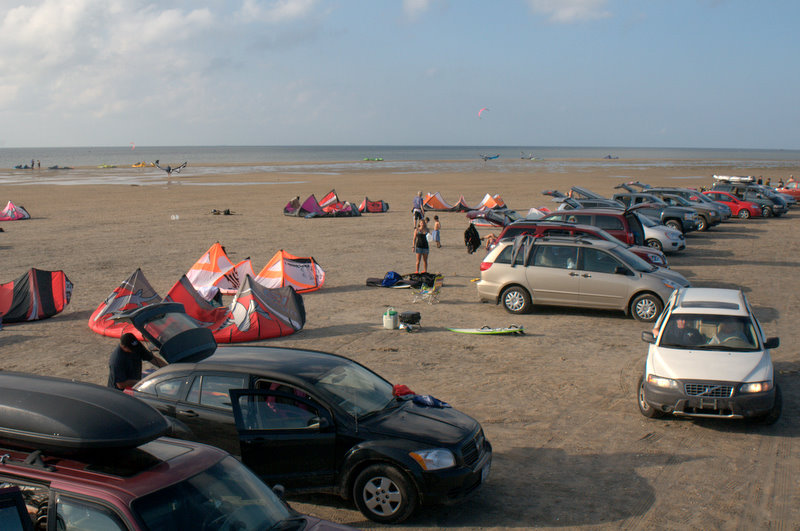 Looking down the line up. This shows about 1/2 of the cars that were there.