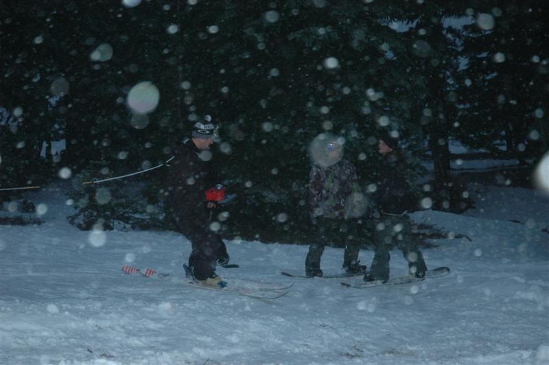 Stagging at the bottom waiting for the handle to be pulled down.