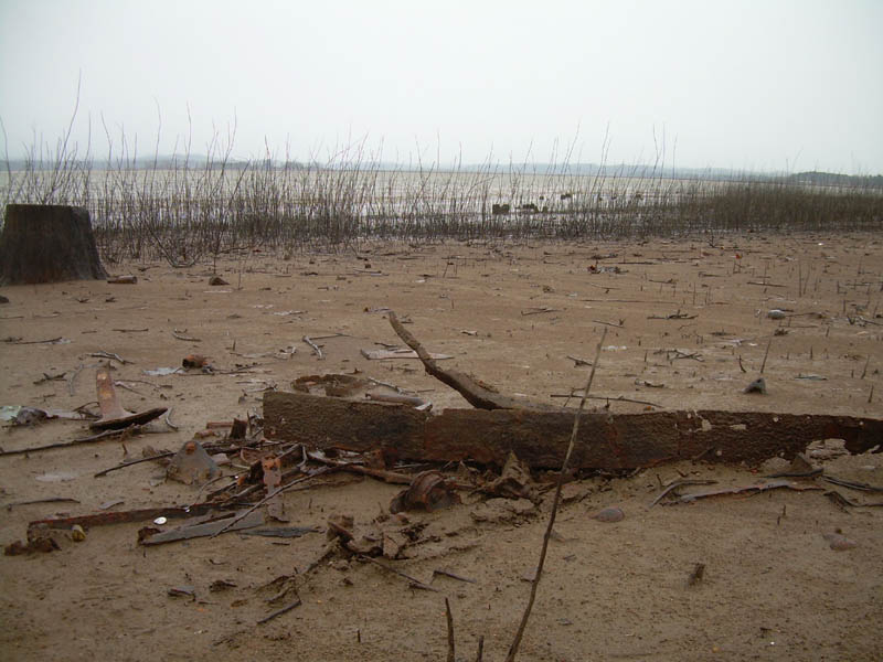 plenty of sharp hazards