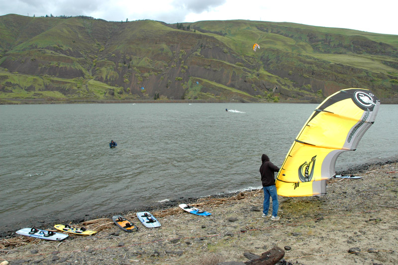 Onshore board parking lot