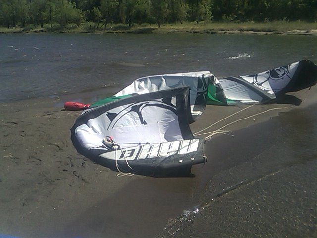 Not a lot of beach to rig up on, maybe I should have skipped it, NOT!