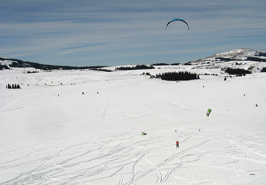 Will on skis! Forward glidin'