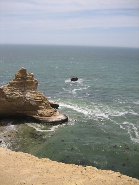 Lagunillas, Peru: Warm and windy area for sure!