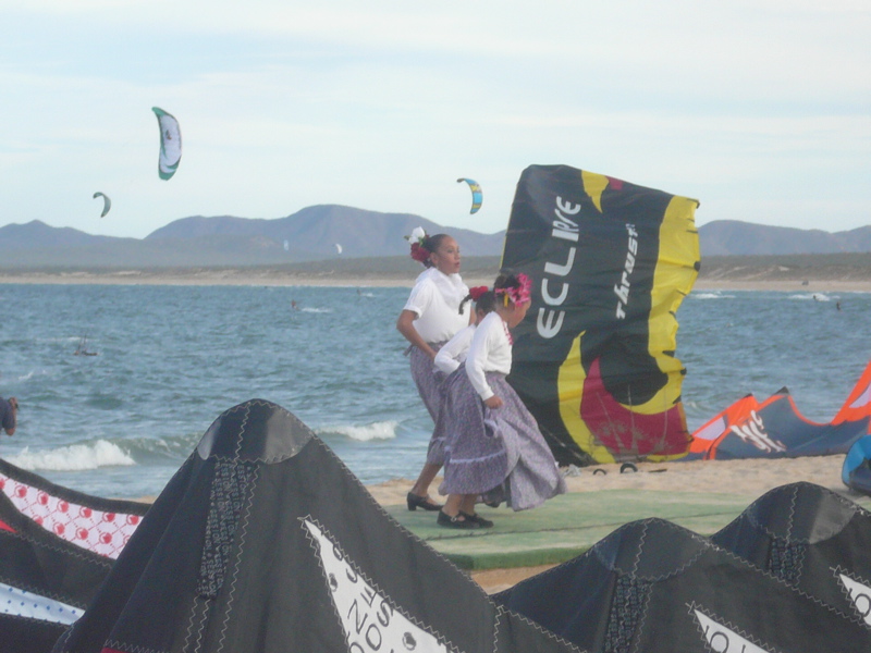 Girls dancing at LV Classic