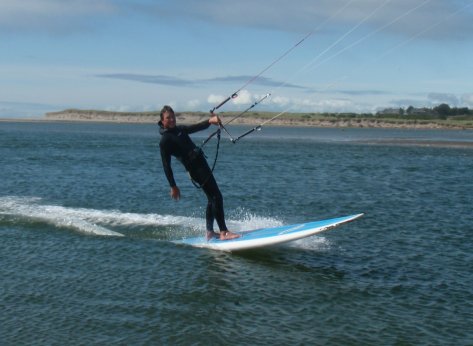 Do you see any white caps?