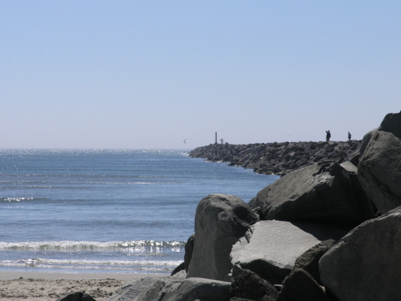 Pacifichigh way off the Newport jetty