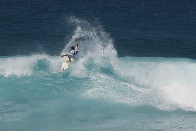 Oh... Kite... Windsurf... hmm, maybe a little of the real deal today...