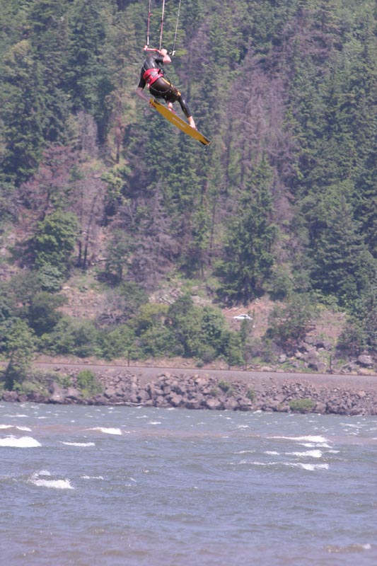 Teauge... Flying high over the Sandbar.