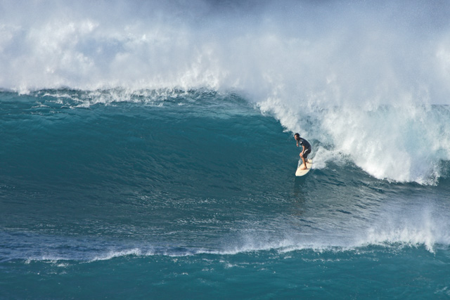 Unkown surfer at Hooikpa...