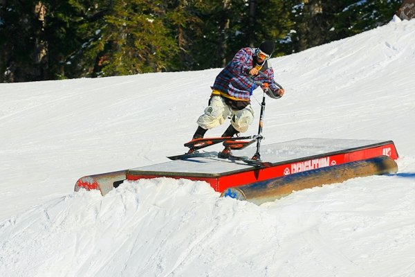 Sean the photog gettin duuurty.