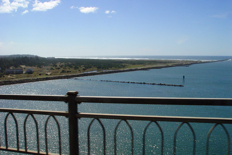 This was on our way in, but it's crazy how well you can see kites at the jetty from up here!