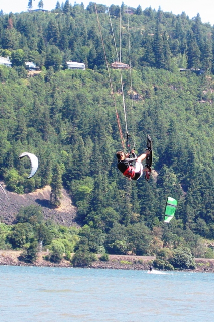 unknown kiter enjoying the flat water